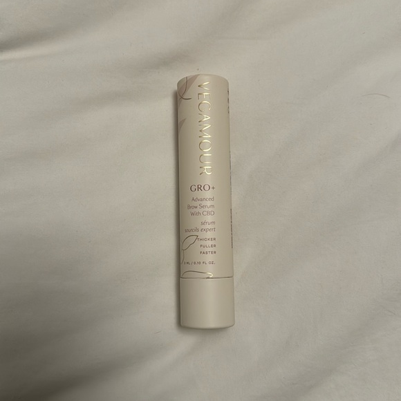 Vegamour GRO+ Advanced Brow Serum - Picture 2 of 3